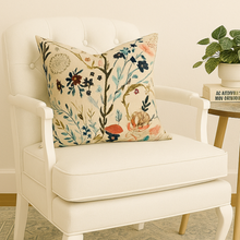 Load image into Gallery viewer, Lelia Accent  Pillow
