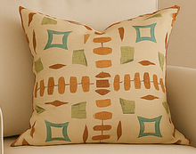 Load image into Gallery viewer, Mara Accent Pillow

